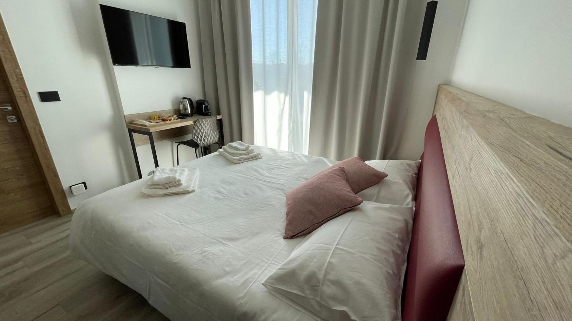 Bari Airport Rooms Esterno foto