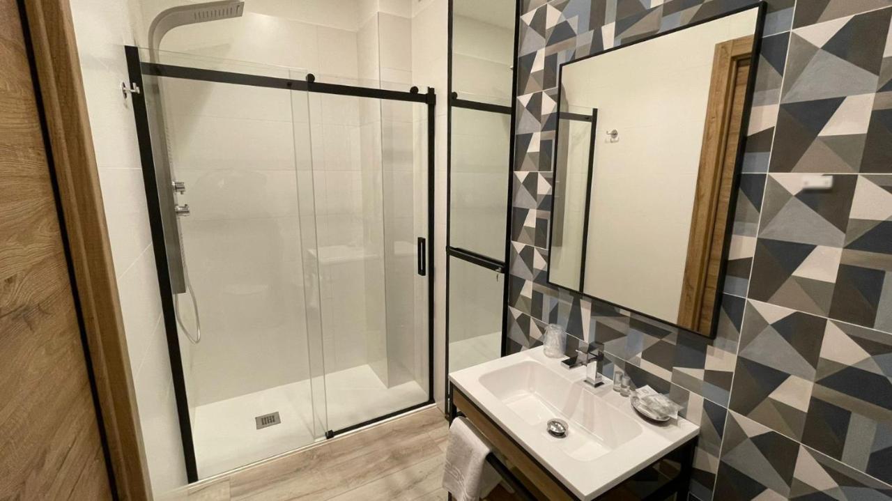 Bari Airport Rooms Esterno foto