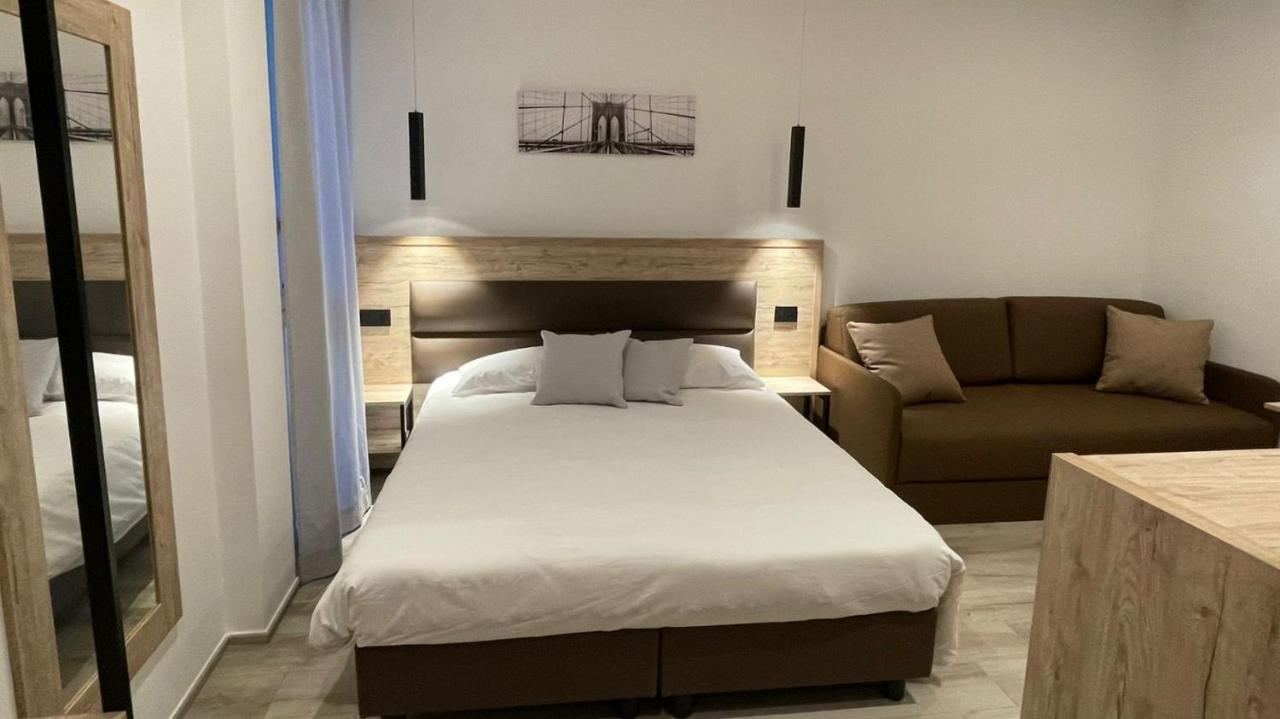 Bari Airport Rooms Esterno foto