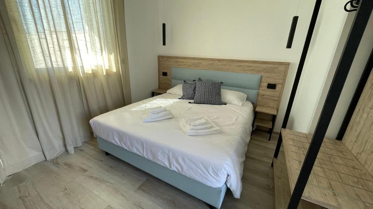 Bari Airport Rooms Esterno foto