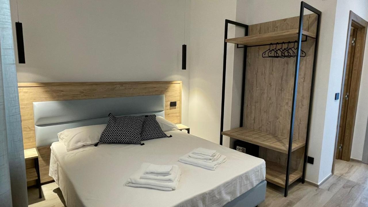 Bari Airport Rooms Esterno foto