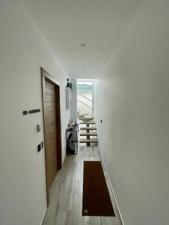 Bari Airport Rooms Esterno foto